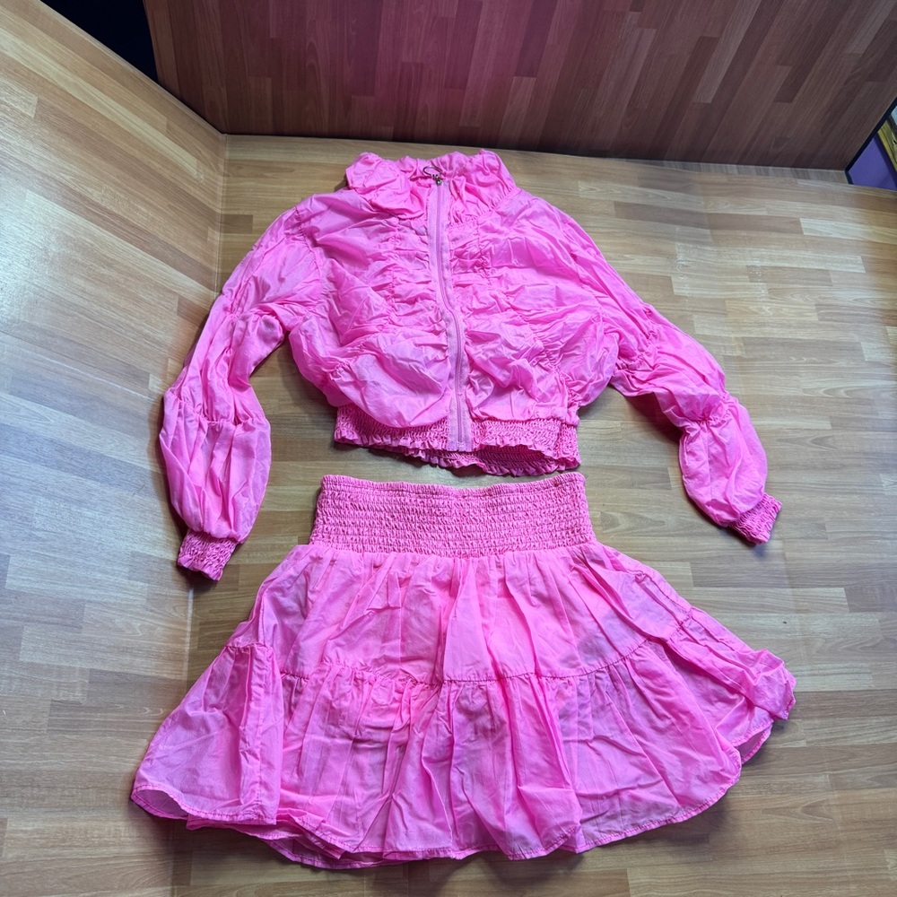 Hannah Banana hot pink parachute jacket and skort outfit size 10